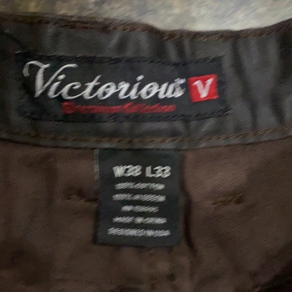 Victorious Los Angeles  (Las) - Picture 2 of 4